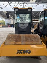 XCMG Factory 6 Ton Vibratory Small Roller XS600J Single Drum Road Roller Price
